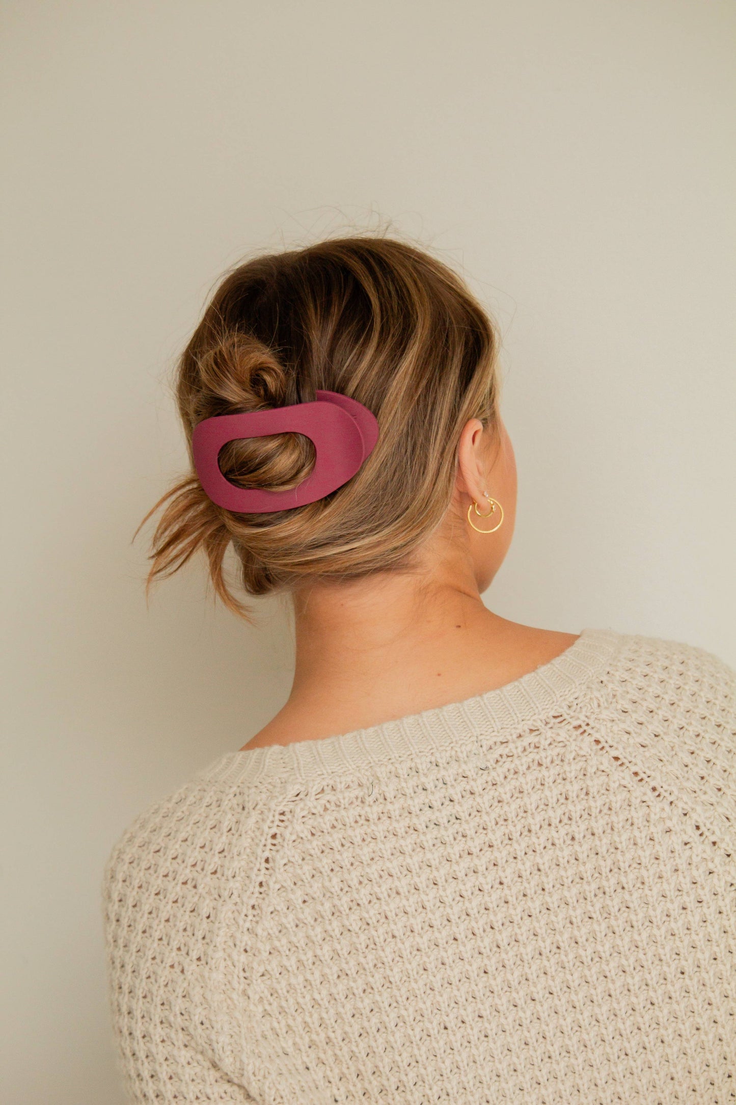 Circle Cutout Flat Claw Clip