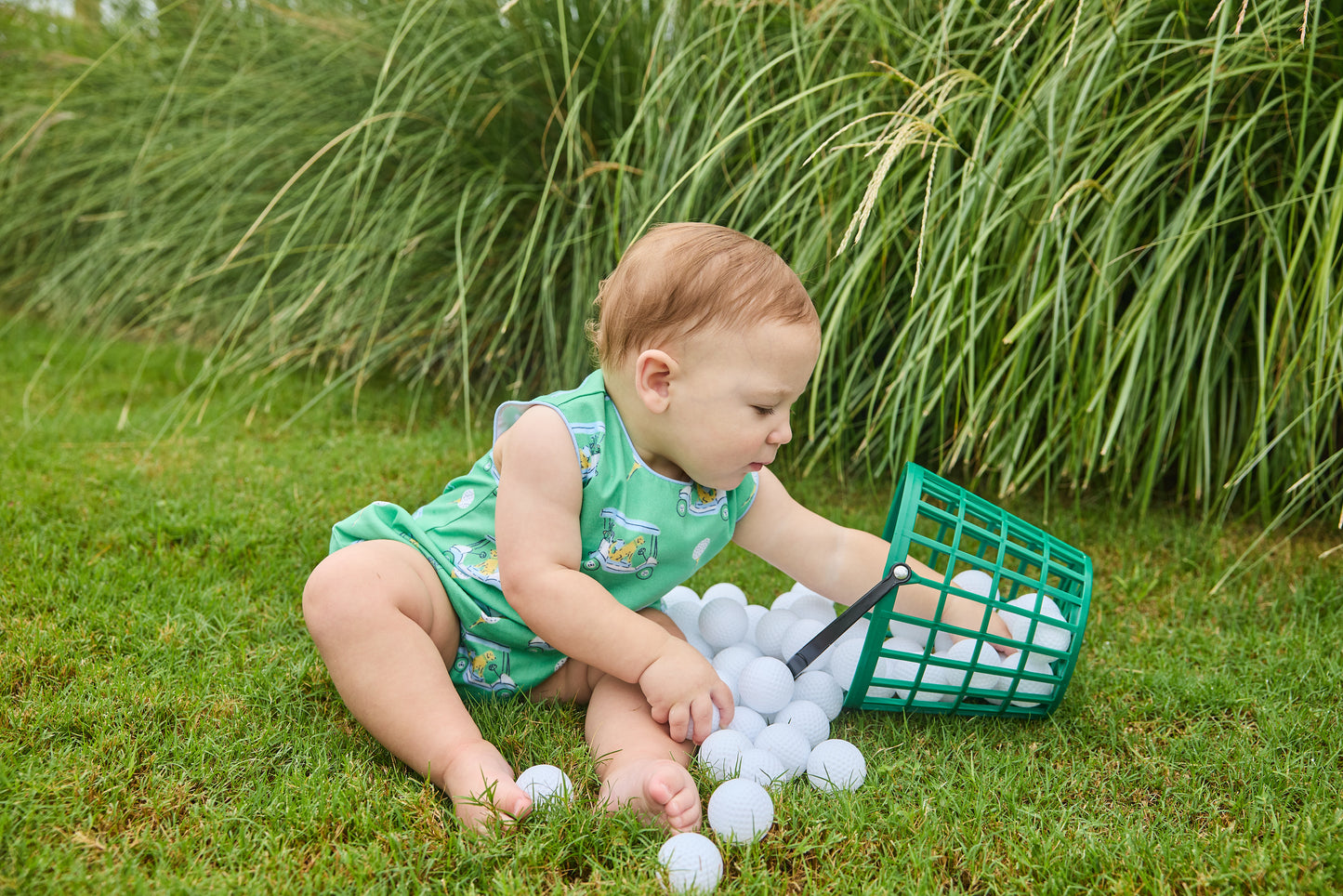 Round Neck Bubble, Blue Paws on Par