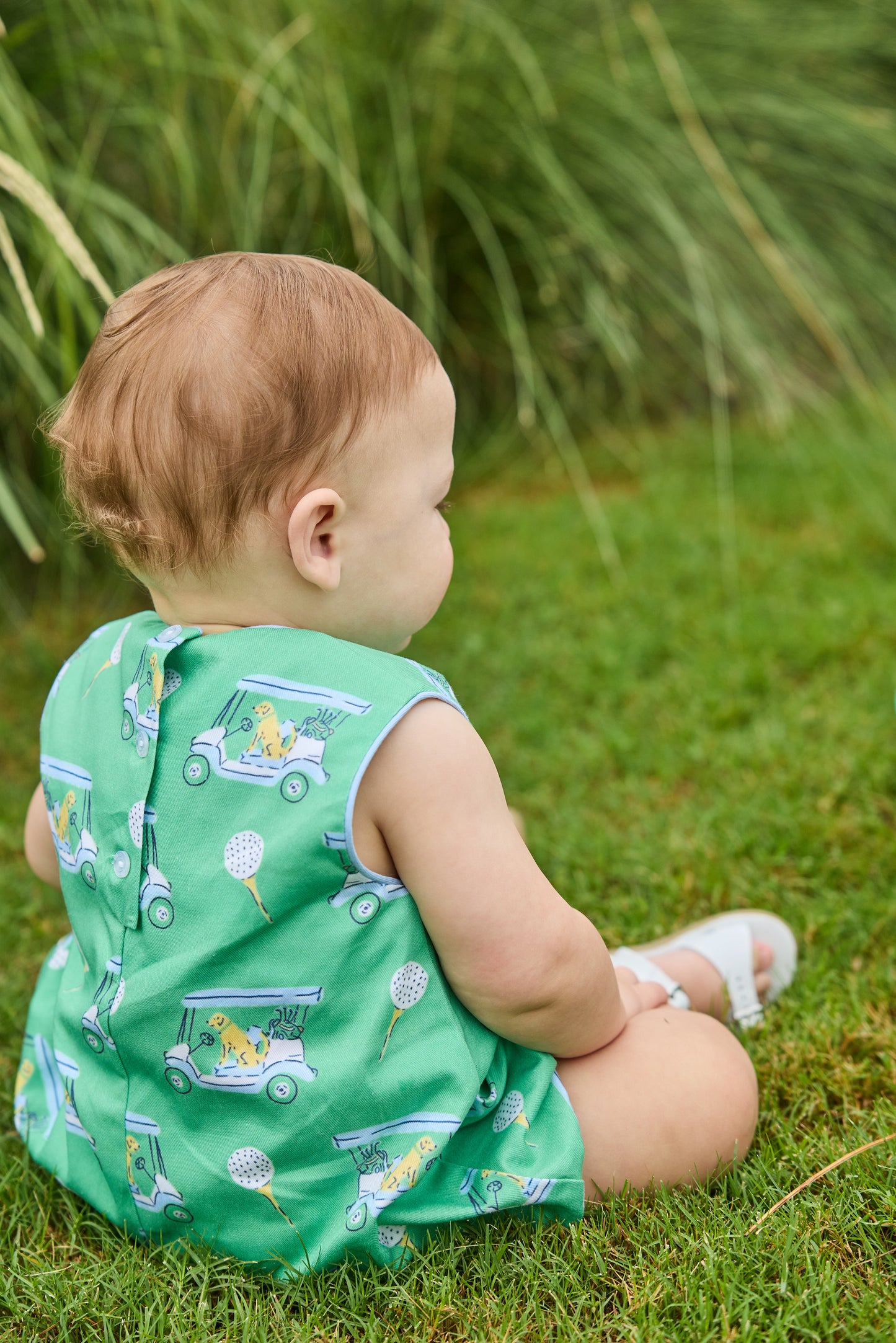 Round Neck Bubble, Blue Paws on Par